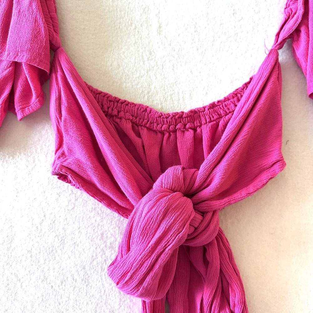 Meshki M Medium Aaliyah Tie-Front Crop Top Hot Pink Off Shoulder Poet Peasant - Picture 4 of 13